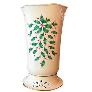 Lenox Pierced Holiday Vase 8 inches tall - New